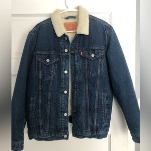 Levi’s Large Sherpa jacket